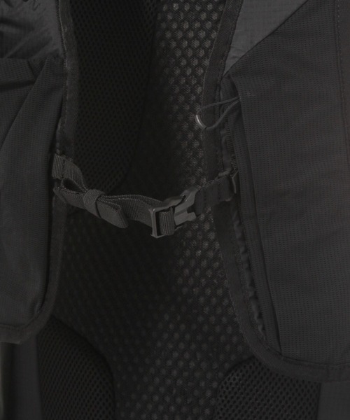 SALOMON（サロモン）の「【UNISEX】SALOMON／XT 25（バックパック/リュック・レディース・ブラック・FREE）」の10枚目の写真