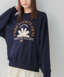 ロゴ刺繍トレーナー