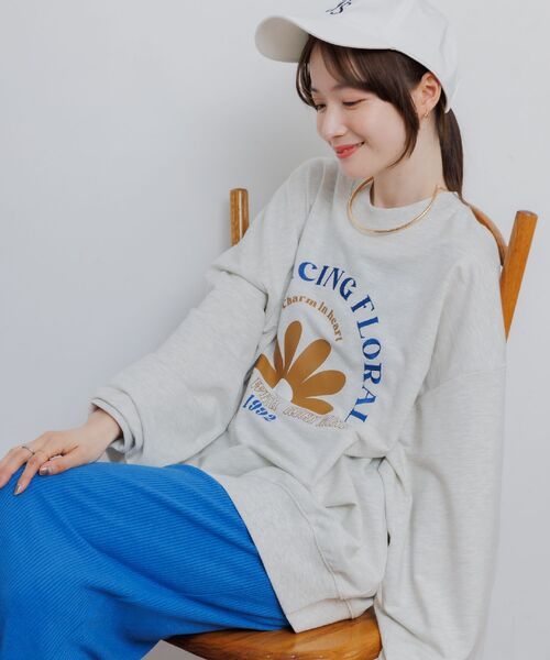 RETRO GIRL（レトロガール）の「ロゴ刺繍トレーナー（スウェット・レディース・ライトグレー/ホワイト系その他/ブルー・FREE）」の20枚目の写真