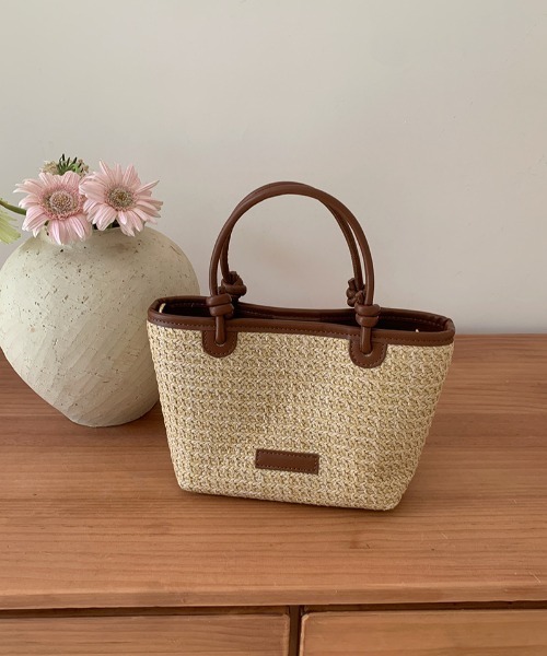 mebole(メボレ)の「Natural Square Basket Bag(ショルダーバッグ・レディース・アイボリー/ブラウン・FREE)」の13枚目の写真