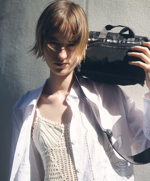 LeSportsac（レスポートサック）の「【LeSportsac for ADAM ET ROPE'】Exclusive Mini Duffel Crosbody（ショルダーバッグ・レディース・シルバー・FREE）」の3枚目の写真