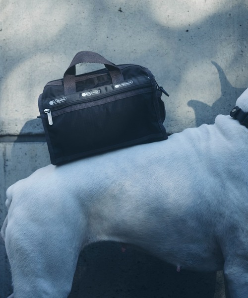 LeSportsac（レスポートサック）の「【LeSportsac for ADAM ET ROPE'】Exclusive Mini Duffel Crosbody（ショルダーバッグ・レディース・シルバー・FREE）」の4枚目の写真