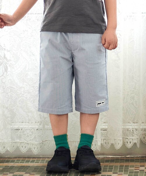 BeBe(ベベ)の「コードレーンネーム付ハーフパンツ(その他パンツ・キッズ・ベージュ系その他/ブルー系その他2・100cm/130cm/120cm/150cm/140cm/110cm)」の2枚目の写真