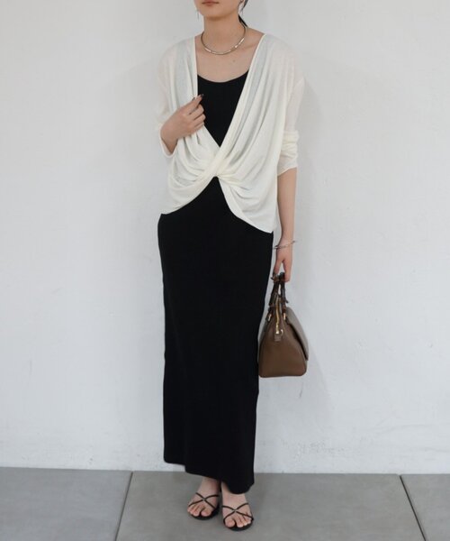 LOUNGEDRESS(ラウンジドレス)の「《前後2way/夏も快適》2wayカシュクールシアープルオーバー(Tシャツ/カットソー・レディース・オフホワイト/ブラック・FREE)」の3枚目の写真