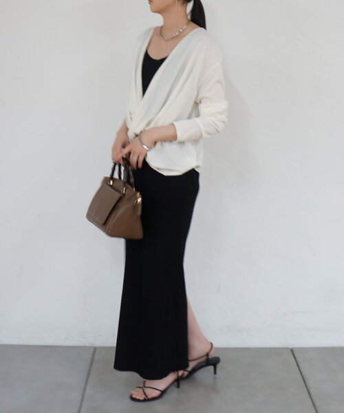 LOUNGEDRESS(ラウンジドレス)の「《前後2way/夏も快適》2wayカシュクールシアープルオーバー(Tシャツ/カットソー・レディース・オフホワイト/ブラック・FREE)」の6枚目の写真