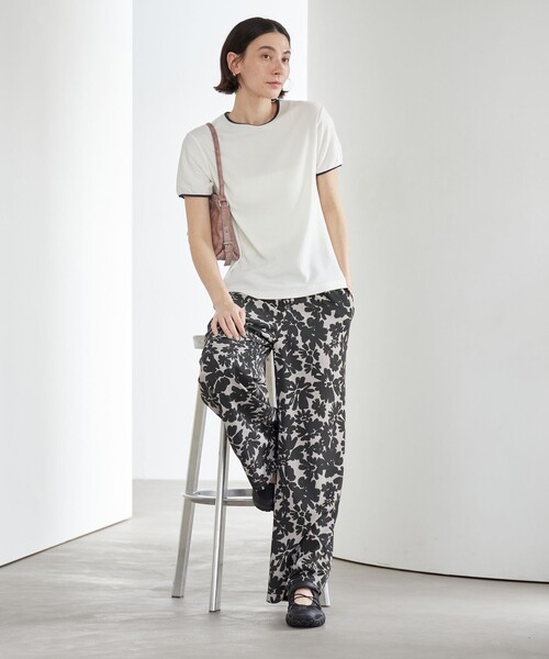 BEAUTY&YOUTH UNITED ARROWS(ビューティーアンドユースユナイテッドアローズ)の「シアー パイル リンガーTシャツ(Tシャツ/カットソー・レディース・ダークグレー/ライム/ブラウン/オフホワイト・FREE)」の16枚目の写真