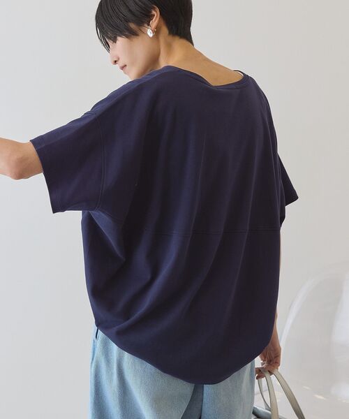 AMERICAN HOLIC(アメリカンホリック)の「【接触冷感+UVカット】半袖コクーンカットプルオーバー(Tシャツ/カットソー・レディース・ブラック/オフホワイト/イエロー/ネイビー/ブルーグリーン/グレイッシュベージュ/ピンク/モカ/ブルー/オレンジ/ブラウン/チャコールグレー・M/L)」の14枚目の写真