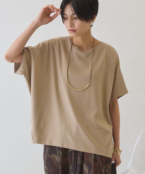 AMERICAN HOLIC(アメリカンホリック)の「【接触冷感+UVカット】半袖コクーンカットプルオーバー(Tシャツ/カットソー・レディース・ブラック/オフホワイト/イエロー/ネイビー/ブルーグリーン/グレイッシュベージュ/ピンク/モカ/ブルー/オレンジ/ブラウン/チャコールグレー・M/L)」の16枚目の写真