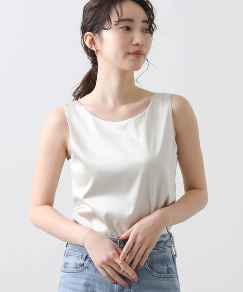 Gready Brilliant(グレディブリリアン)の「サテンドッキングタンク(タンクトップ・レディース・ライトベージュ/ネイビー/オフホワイト・38)」の10枚目の写真