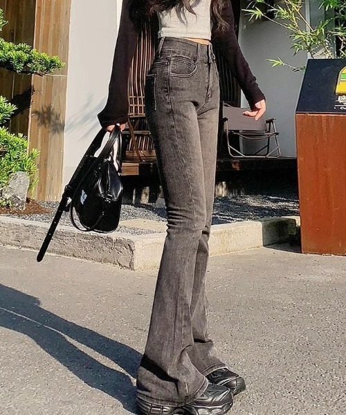 Teem Store(チームストア)の「ストレッチダブルボタンフレアデニムパンツ(デニムパンツ・レディース・ブルー/チャコール/サックスブルー/ブラック・M/S)」の22枚目の写真
