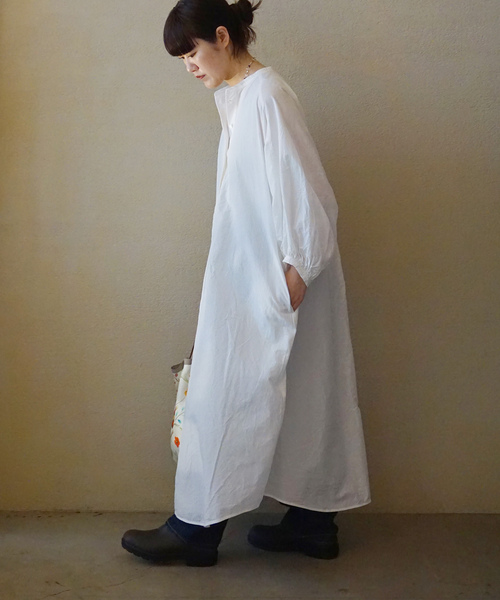 JOURNAL STANDARD LUXE（ジャーナルスタンダード　ラックス）の「C/Cu パフワンピース（ワンピース・レディース・ホワイト/ブラック・FREE）」の6枚目の写真