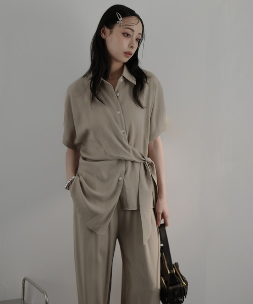 Ulysses(ユリシス)の「【セットアップ】半袖シャツ×ワイドパンツ(セットアップ・レディース・ベージュ/グレー・F)」の16枚目の写真