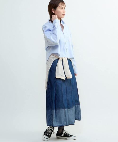 CONVERSE TOKYO(コンバーストウキョウ)の「LIGHT DENIM PLEATED SKIRT(デニムスカート・レディース・インディゴブルー/ブラック・FREE)」の19枚目の写真