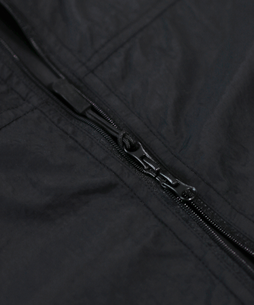 MASMARULEZ APPAREL（マスマルールズ アパレル）の「[SET] Essential Two Way Light Windbreaker Set-Up_Black（ナイロンジャケット・レディース・ブラック・ONE SIZE）」の7枚目の写真