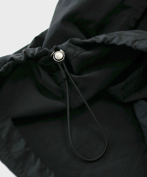 MASMARULEZ APPAREL（マスマルールズ アパレル）の「[SET] Essential Two Way Light Windbreaker Set-Up_Black（ナイロンジャケット・レディース・ブラック・ONE SIZE）」の8枚目の写真