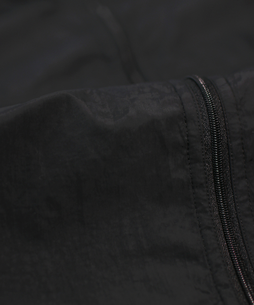 MASMARULEZ APPAREL（マスマルールズ アパレル）の「[SET] Essential Two Way Light Windbreaker Set-Up_Black（ナイロンジャケット・レディース・ブラック・ONE SIZE）」の10枚目の写真