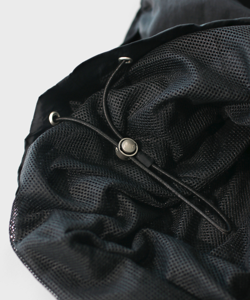 MASMARULEZ APPAREL（マスマルールズ アパレル）の「[SET] Essential Two Way Light Windbreaker Set-Up_Black（ナイロンジャケット・レディース・ブラック・ONE SIZE）」の14枚目の写真