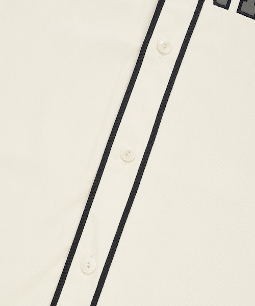 COVERNAT（カバーナット）の「[SOOBIN着用] ARCH LOGO BASEBALL HALF SHIRT（シャツ/ブラウス・メンズ・アイボリー/ブラック・X-LARGE/LARGE/MEDIUM/SMALL）」の12枚目の写真