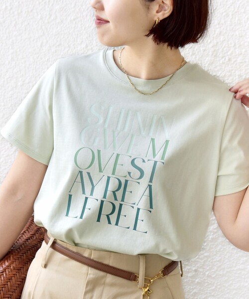 SHIPS(シップス)の「【WEB限定】オーガニック コットン コンパクト プリント TEE(Tシャツ/カットソー・レディース・ブラウン/ライトグリーン/オフホワイト・ONE SIZE)」の1枚目の写真