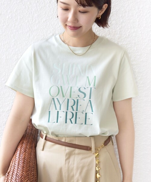 SHIPS(シップス)の「【WEB限定】オーガニック コットン コンパクト プリント TEE(Tシャツ/カットソー・レディース・ブラウン/ライトグリーン/オフホワイト・ONE SIZE)」の4枚目の写真