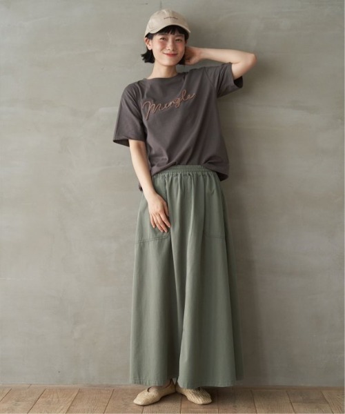 LBC(エルビーシー)の「カラーコード刺繍ロゴTシャツ(Tシャツ/カットソー・レディース・ホワイト/ブラウン/ブラック/ブルー・M/L)」の16枚目の写真
