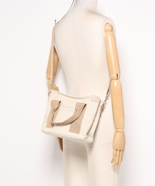 VIBGYOR(ヴィブジョー)の「Mignonjour/2WAYシンプルキャンバスミニトートバッグ M2934(トートバッグ・レディース・ブラック/アイボリー/ブラウン・FREE)」の12枚目の写真