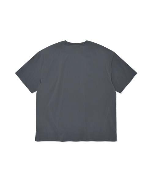 COVERNAT（カバーナット）の「スモールCロゴナイロンTシャツチャコール（Tシャツ/カットソー・メンズ・その他・SMALL/MEDIUM/LARGE/X-LARGE/XX-LARGE/X-SMALL）」の3枚目の写真