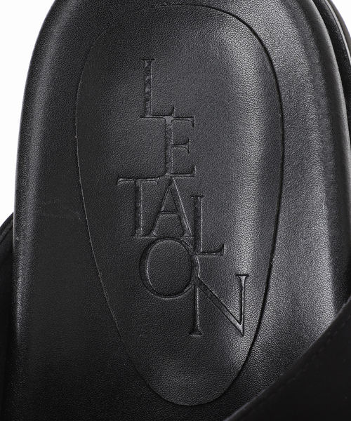 LE TALON(ルタロン)の「《WEB限定/追加2》ビジューバックルWベルトサンダル(サンダル・レディース・ブラック×ブラック・X-LARGE/LARGE/MEDIUM/SMALL)」の12枚目の写真