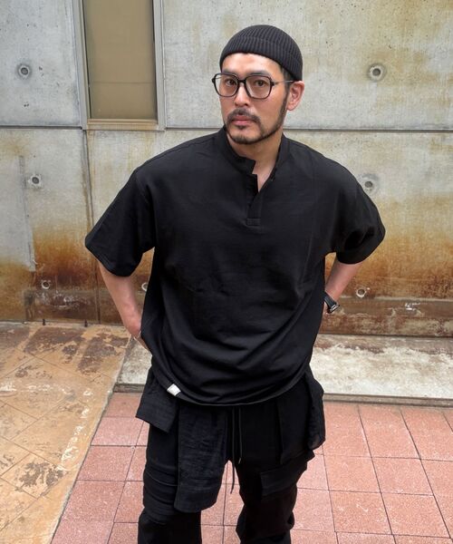 A NOTHING(アナッシング)の「S-C OPEN HENLEY-NECK 1/2 TEE (Black)(Tシャツ/カットソー・レディース・その他・SMALL/MEDIUM/LARGE)」の7枚目の写真