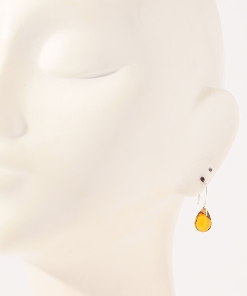 Sisi Joia(シシジョイア)の「Sisi Joia GOTA MINI LIGHT TOPAZ ピアス(ピアス(両耳用)・レディース・イエロー・FREE)」の2枚目の写真