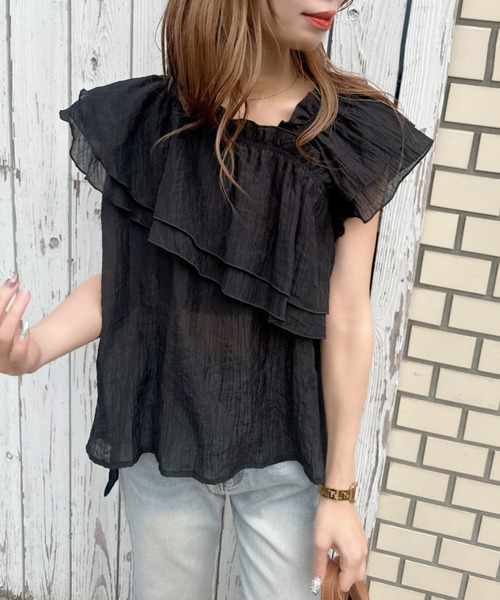 umune(ウムネ)の「ティアードブラウス アシメネック フリル ギャザー ノースリーブ シアー シースルー 透け感 ゆったり 体型カバー 春夏 韓国(シャツ/ブラウス・レディース・ブラック/ピンク/オフホワイト・FREE)」の13枚目の写真