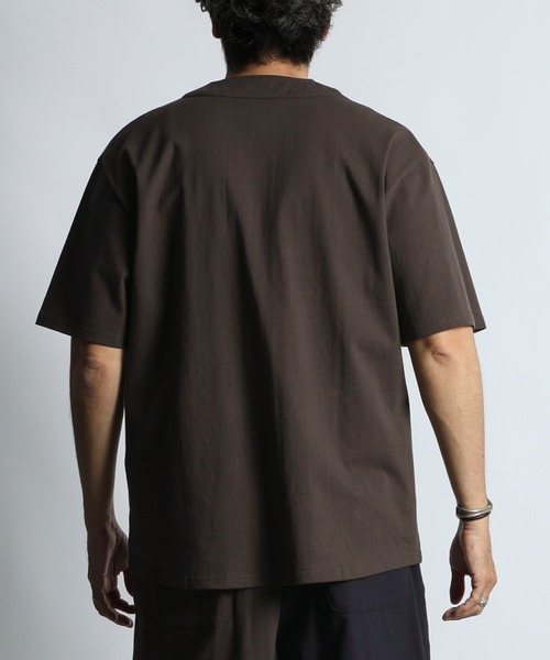 The DUFFER of ST.GEORGE(ザダファーオブセントジョージ)の「【WEB限定アイテム】8oz HEAVY WEIGHT SOLID BASEBALL TEE:セットアップ対応 8オンス ヘビーウェイト ベースボールTEE(Tシャツ/カットソー・メンズ・ブラウン/スミクロ/ネイビー・XX-LARGE/SMALL/MEDIUM/LARGE/X-LARGE)」の11枚目の写真