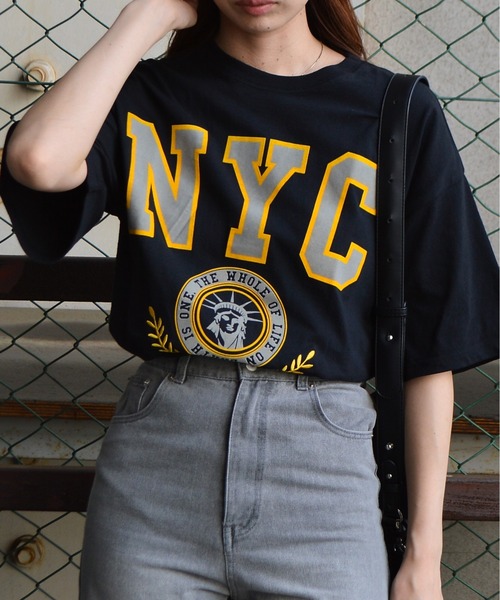 spiritoso(スピリトーゾ)の「NYC Tシャツ(Tシャツ/カットソー・レディース・グレイッシュベージュ/ブラック/ホワイト/グレー・FREE)」の6枚目の写真