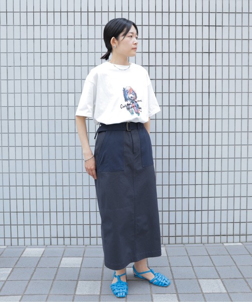 Blanc Bleu Minuit(ブランブルーミニュイ)の「カラフルDOG クルーネックTEE(Tシャツ/カットソー・レディース・ホワイト・FREE)」の4枚目の写真