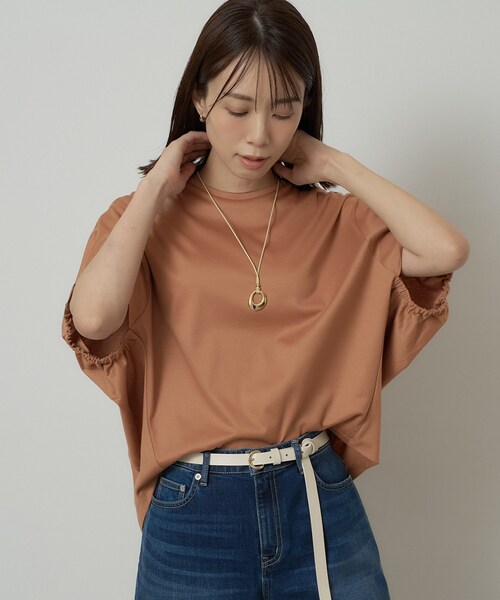 UNTITLED（アンタイトル）の「【汗染み防止/接触冷感】ドルマンプルオーバー（Tシャツ/カットソー・レディース・グリーン/ホワイト/ブラック/キャメル/ピンク/パープル・48/50/00/02/04/44）」の5枚目の写真