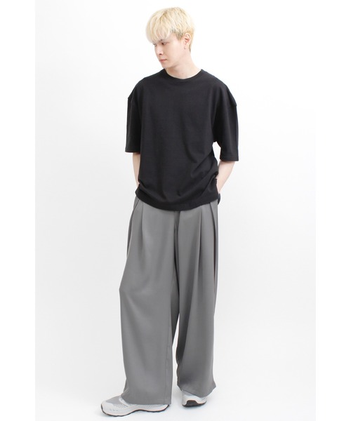 TORUNE（トルネ）の「TORUNE∴ドレープタックワイドパンツ（スラックス・レディース・ブラック/グレー・XS/S/M/L）」の6枚目の写真
