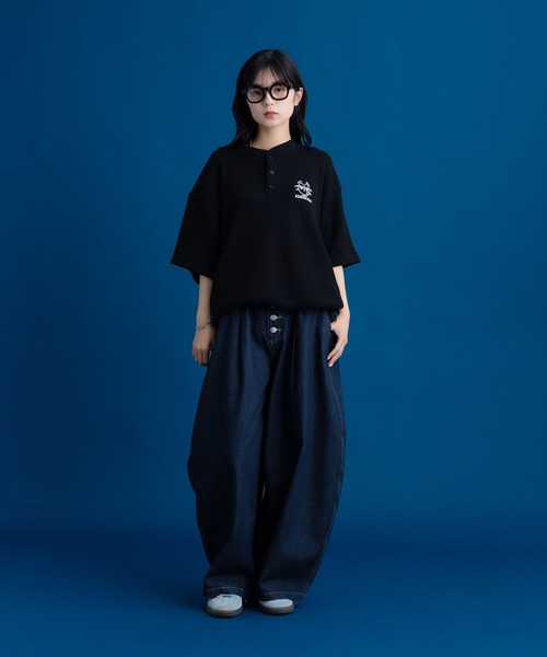 Remember.(リメンバー)の「ヘンリーネックサーマルドローコードTシャツ / Henley Neck Thermal Drawcord T-Shirt(Tシャツ/カットソー・メンズ・カモフラージュ/ブラック/ライトグリーン・MEDIUM/LARGE)」の14枚目の写真
