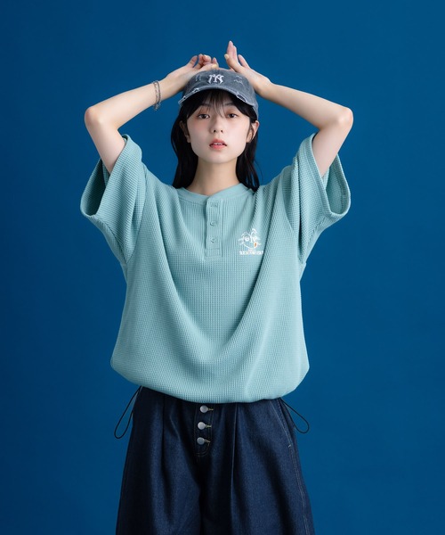 Remember.(リメンバー)の「ヘンリーネックサーマルドローコードTシャツ / Henley Neck Thermal Drawcord T-Shirt(Tシャツ/カットソー・メンズ・カモフラージュ/ブラック/ライトグリーン・MEDIUM/LARGE)」の20枚目の写真