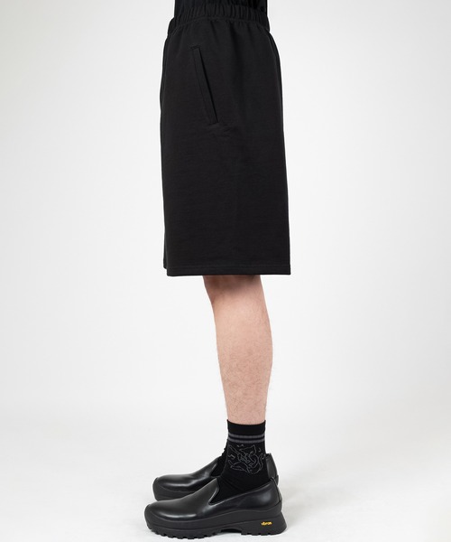 LAD MUSICIAN（ラッドミュージシャン）の「24G LOOP BACK CLOTH SHORT PANTS（スウェットパンツ・メンズ・ブラック・44/42）」の4枚目の写真