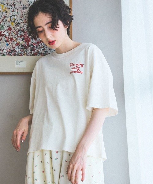 niko and...(ニコアンド)の「アソートワッペンTシャツ(Tシャツ/カットソー・レディース・ネイビー/ライトイエロー/オフホワイト・LARGE/MEDIUM)」の7枚目の写真
