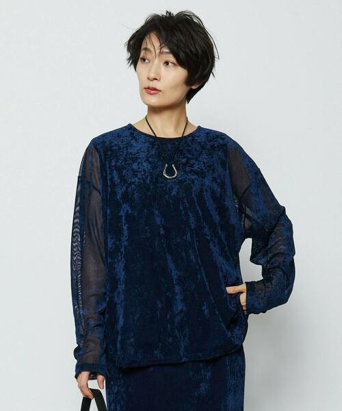 feerique(フィーリック)の「feerique ベロアチュールプルオーバー(Tシャツ/カットソー・レディース・ブラック/ネイビー・2/3)」の1枚目の写真