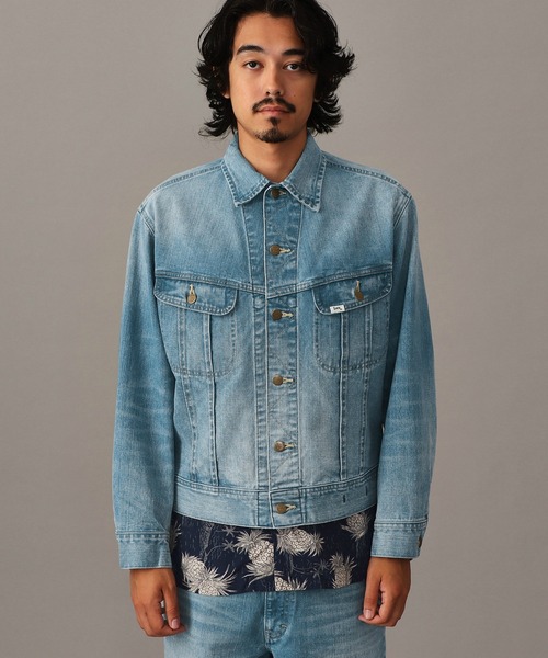 Lee(リー)の「【101 101周年記念特別モデル】ANNIVERSARY 101 RIDERS JACKET セットアップ可(デニムジャケット・メンズ・ライトインディゴブルー・X-LARGE/LARGE/MEDIUM/SMALL)」の18枚目の写真