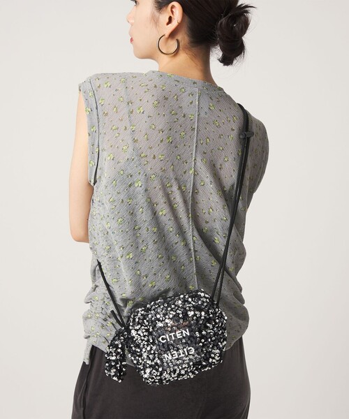 CITEN(シテン)の「<CITEN>スパンコールスクエアショルダー(ショルダーバッグ・レディース・ブラック/ライトブルー/ホワイト・フリー)」の1枚目の写真