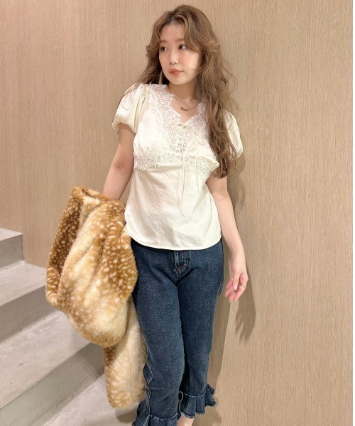 LILY BROWN(リリーブラウン)の「ヴィンテージレースサテントップス(Tシャツ/カットソー・レディース・ライトブルー/ブラック/アイボリー/ピンク・F)」の8枚目の写真