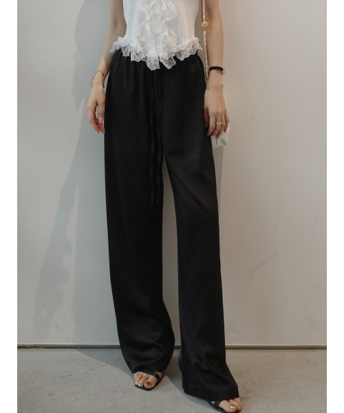 amel(エイメル)の「サテンリラックスロングパンツ(その他パンツ・レディース・ブラック・FREE)」の2枚目の写真