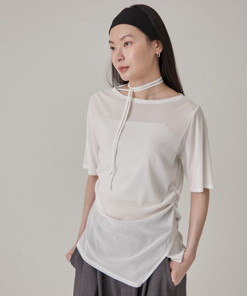 Omekashi(オメカシ)の「【肩紐のアレンジ可能◎】シアーベロアドロストTシャツ(Tシャツ/カットソー・レディース・チャコールグレー/ブラウン/オフホワイト・FREE)」の11枚目の写真