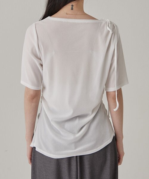 Omekashi(オメカシ)の「【肩紐のアレンジ可能◎】シアーベロアドロストTシャツ(Tシャツ/カットソー・レディース・チャコールグレー/ブラウン/オフホワイト・FREE)」の18枚目の写真