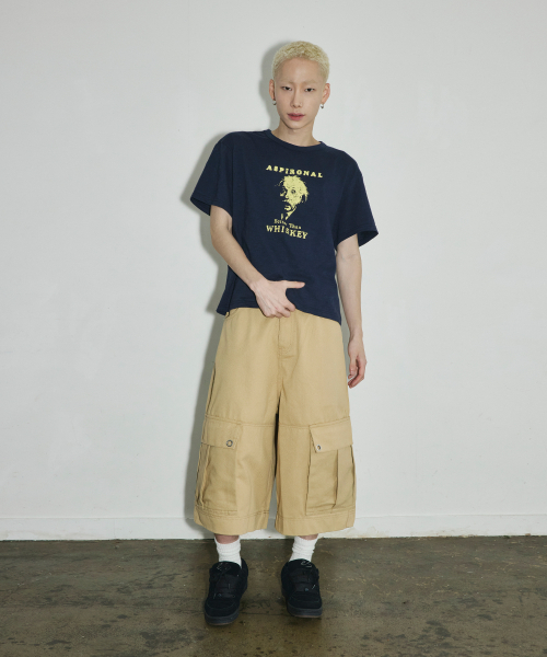 SCALLYWAG（スカリーワグ）の「クロスアイレットワイドカーゴバミューダパンツ[ベージュ]（その他パンツ・レディース・その他・SMALL/MEDIUM/LARGE）」の2枚目の写真