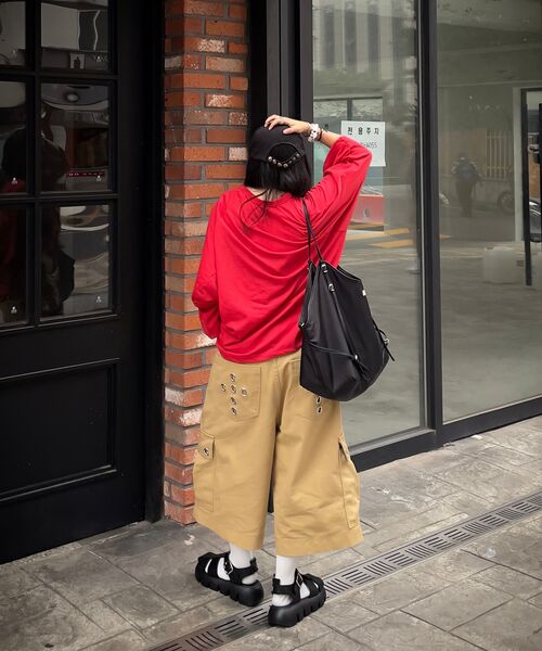 SCALLYWAG（スカリーワグ）の「クロスアイレットワイドカーゴバミューダパンツ[ベージュ]（その他パンツ・レディース・その他・SMALL/MEDIUM/LARGE）」の15枚目の写真