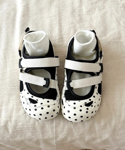 Vipoa(ヴィポア)の「Polka dots sneakers sandal(サンダル・レディース・ブラック/ホワイト/ホワイト×ブラック・SMALL/MEDIUM/LARGE)」の9枚目の写真